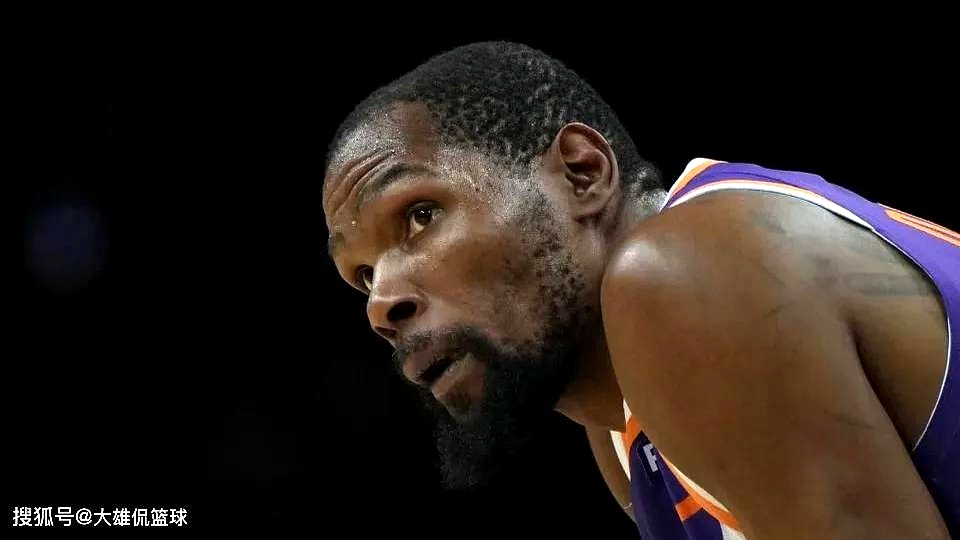 包含杜兰特迎来十二赛季高光表现，独行侠球迷沸腾！的词条